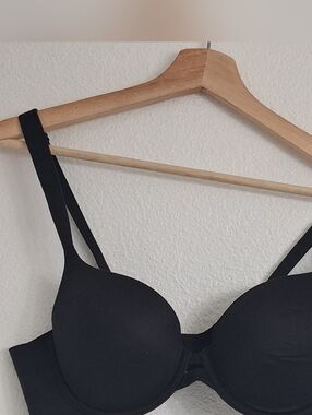 NWT Auden Black Light Lift Plunge Bra            Size 36B